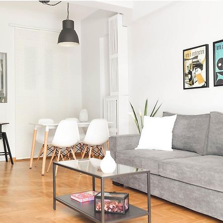 شقة Modern Downtown Flat Near The Acropolis By Upstreet أثينا المظهر الخارجي الصورة